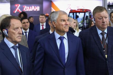 Депутаты фракции КПРФ посетили международную выставку «АГРОСАЛОН-2026»