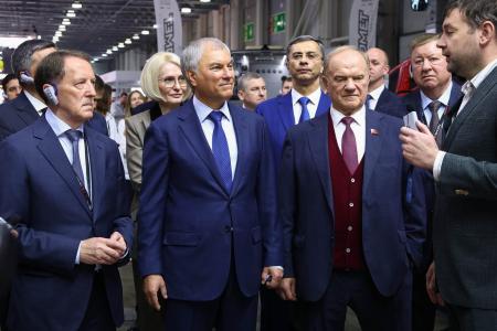 Депутаты фракции КПРФ посетили международную выставку «АГРОСАЛОН-2026»