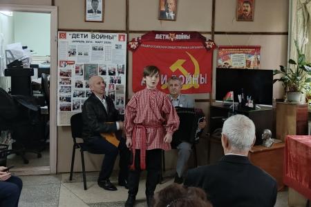 Саратовское отделение организации "Дети войны" провело собрание в канун Дня пожилого человека