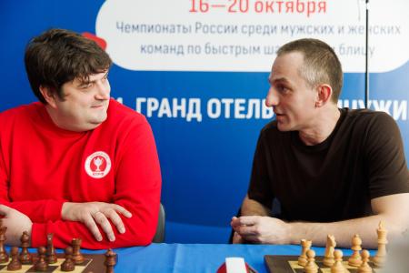 Мужская команда спортклуба «КПРФ» по шахматам, выиграв Чемпионат России по блицу, вновь оформила золотой дубль