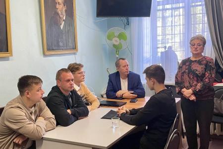 Ольга Алимова встретилась с активистами Заводского районного отделения КПРФ города Саратова