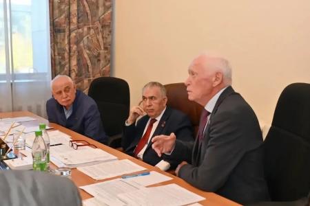 Татарстан. Хафиз Миргалимов: «Представленный на рассмотрение проект бюджета-2027 – это бюджет развития»