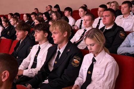 Ульяновские коммунисты приняли участие в региональном форуме ветеранов и добровольцев специальной военной операции «Тихая помощь»