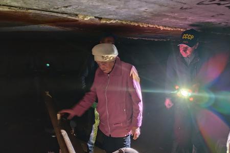 Тюменская область. Тамара Казанцева спустилась в подвал, чтобы лично разобраться: как вернули тепло в дома Учхоза