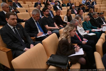 Заседание фракции КПРФ в Госдуме: Г.А. Зюганов наметил ориентиры в борьбе за Программу Победы и бюджет развития