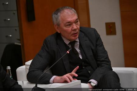 Заседание фракции КПРФ в Госдуме: Г.А. Зюганов наметил ориентиры в борьбе за Программу Победы и бюджет развития