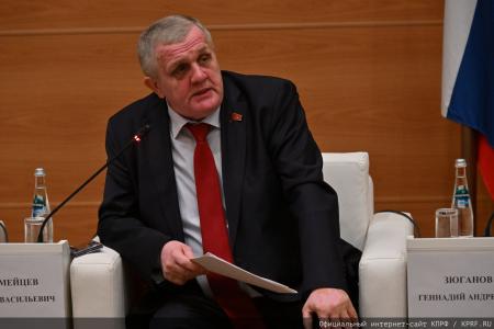Заседание фракции КПРФ в Госдуме: Г.А. Зюганов наметил ориентиры в борьбе за Программу Победы и бюджет развития