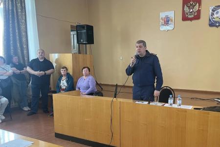 Ивановская область. КПРФ защищает права жителей: Пучежский район открыто заявил о социальных проблемах на встрече с главой СК