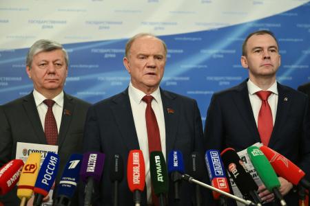 Курс «лево руля»: КПРФ настаивает на изменении финансово-экономической и социальной политики страны