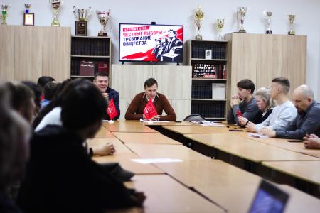 Путь к честным выборам: В Ижевске участники круглого стола КПРФ дали принципиальную оценку прошедшей избирательной кампании